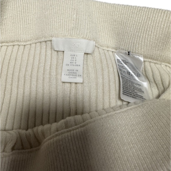 Pants - Picture 3 of 3